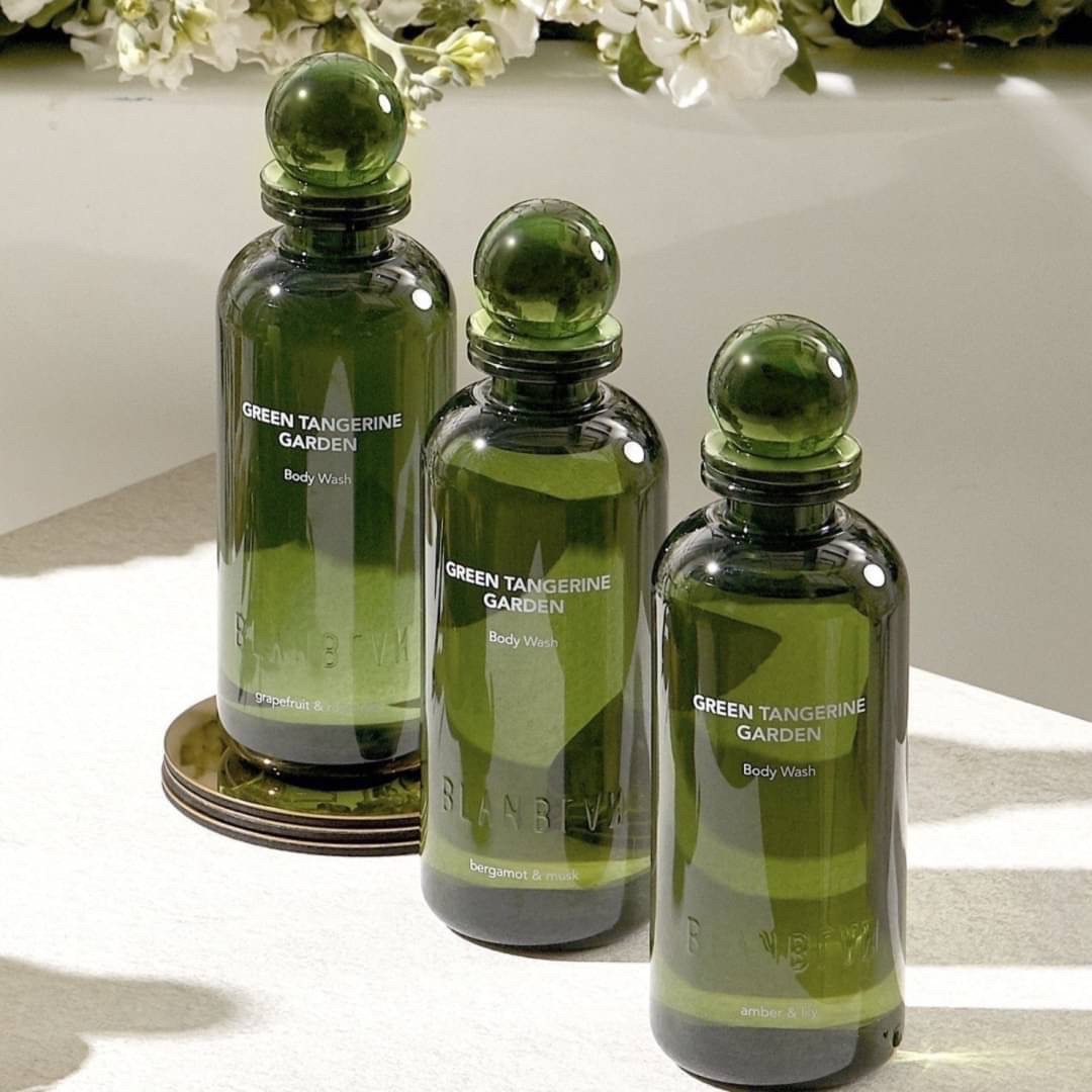 青橘迷迭香 美肌磨砂微泡沐浴露圖片-1